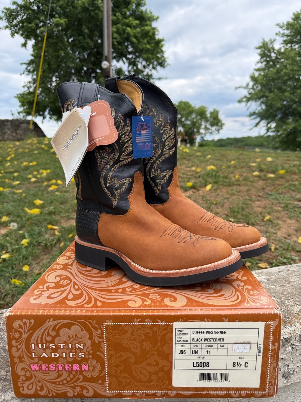 Justin Boots Coffee and Black Western Pull-On Cowboy Boots